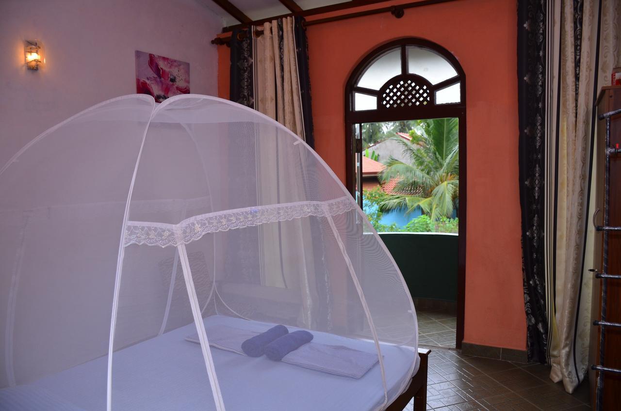 Lilly Palace Villa Guest House Negombo Exteriör bild